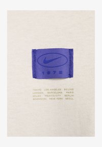 Selected, it orewood brn