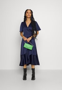 Yasthea Long Dress Anise Flower