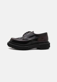 TYPE 213 UNISEX - Cipele s vezicama - black/brown