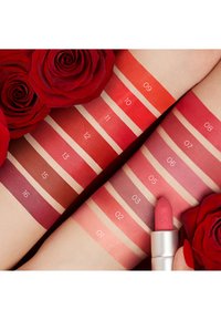 KIKO Milano POWDER POWER LIPSTICK - Läppstift - amaranth