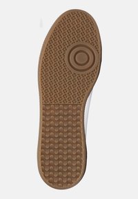 Henry Stevens TRAVIS TIS - Sneaker low - weiß