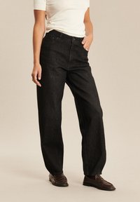 Niewybrane, grey denim