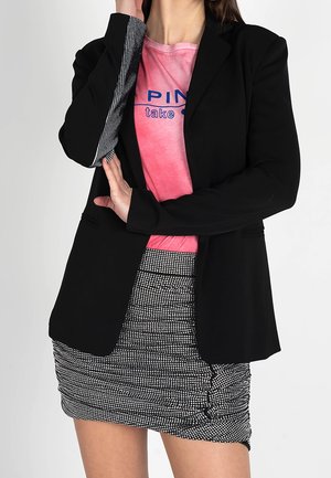 Blazer - black