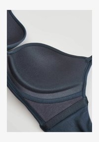 Unselected, dark blue