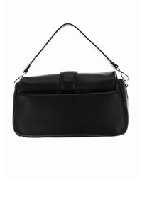 Sac à main en cuir noir avec une forme structurée, un dessus plat et une fine bandoulière. Présente un rabat arrondi et un détail de couture subtil.