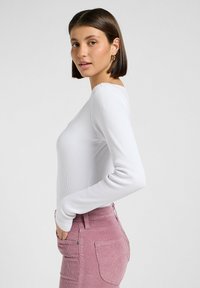 Lee SQUARE NECK SLIM FIT - Langarmshirt - bright white