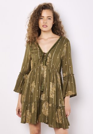 Apricot PAISLEY SHIMMER MINI - Vapaa-ajan mekko - khaki