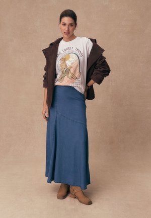 Next, REGULAR FIT -  SHORT SLEEVE CREW NECK T-SHIRT  . - T-shirts print - white embroidered bird graphic