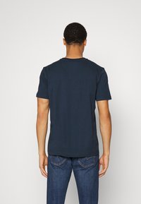 Selected Homme SLHNALE ONECK TEE - T-shirt estampada - navy blazer