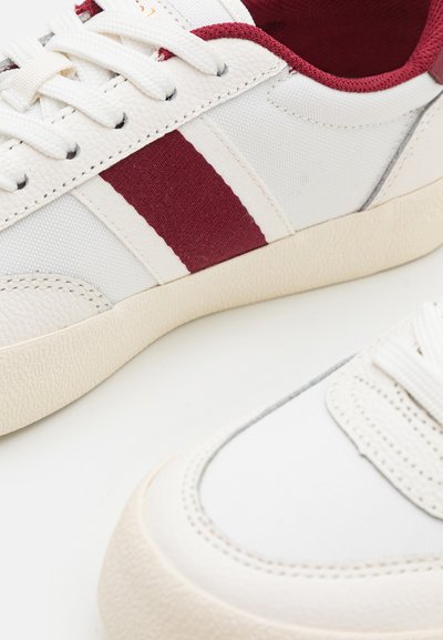 Polo Ralph Lauren COURT STRIPED - Tenisice - white/red carpet