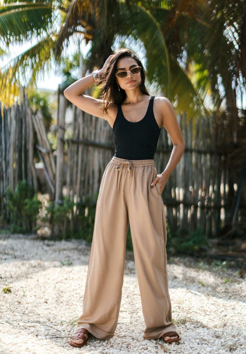 Chelsea Peers WIDE LEG - Kalhoty - brown