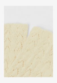 Selezionato, white
