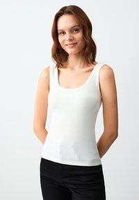 SLIM FIT - Top - ecru