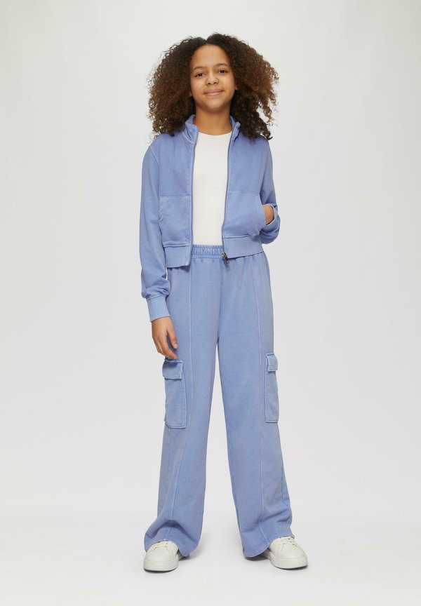 UND GARMENT DYE - Jogginghose - himmelblau