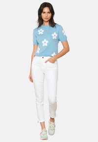 LolaLiza Kavbojke slim fit - white