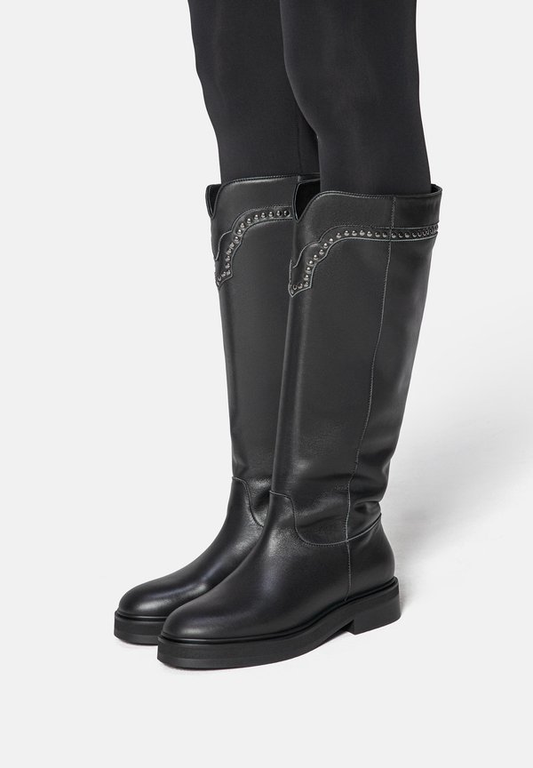 STRANGE ROMANCE - Plateaustiefel