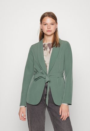 VIBRITT BELTED - Sportovní sako - kelly green