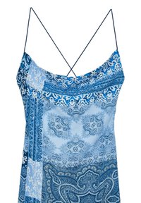 Robe à motifs bleus présentant diverses nuances de bleu, de délicates bretelles spaghetti et des motifs paisley et floraux complexes.
