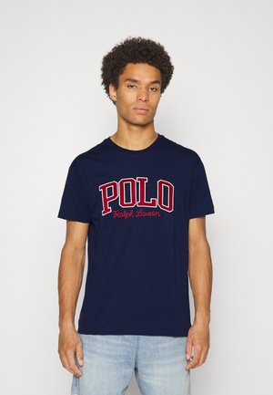 SHORT SLEEVE - Print T-shirt - cruise navy