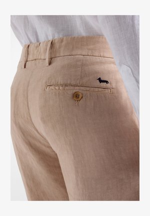 Harmont & Blaine, PANTALONI UOMO TASCA AMERICA REGULAR FIT - Nohavice chinos - beige