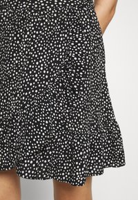 Vero Moda Jupe portefeuille - black