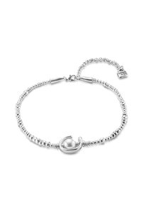 Bracelet en argent avec un mélange de perles rondes et ovales, doté d'un fermoir circulaire saillant avec une perle en accent et une petite étiquette.