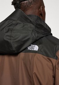 The North Face M EVOLVE II TRICLIMATE JACKET - EU - Hardshell jacket - smokey brown/black
