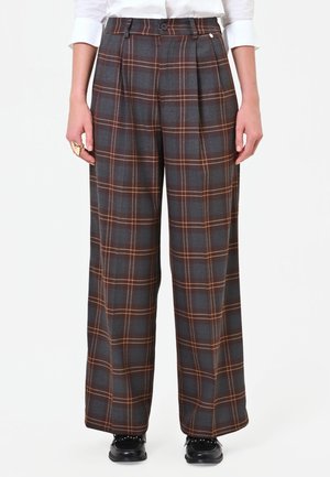 Rinascimento, PANTALONE FANTASIA_GEOMETRICO - Trousers - var darkest brown