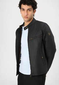 Belstaff WALKHAM czarny