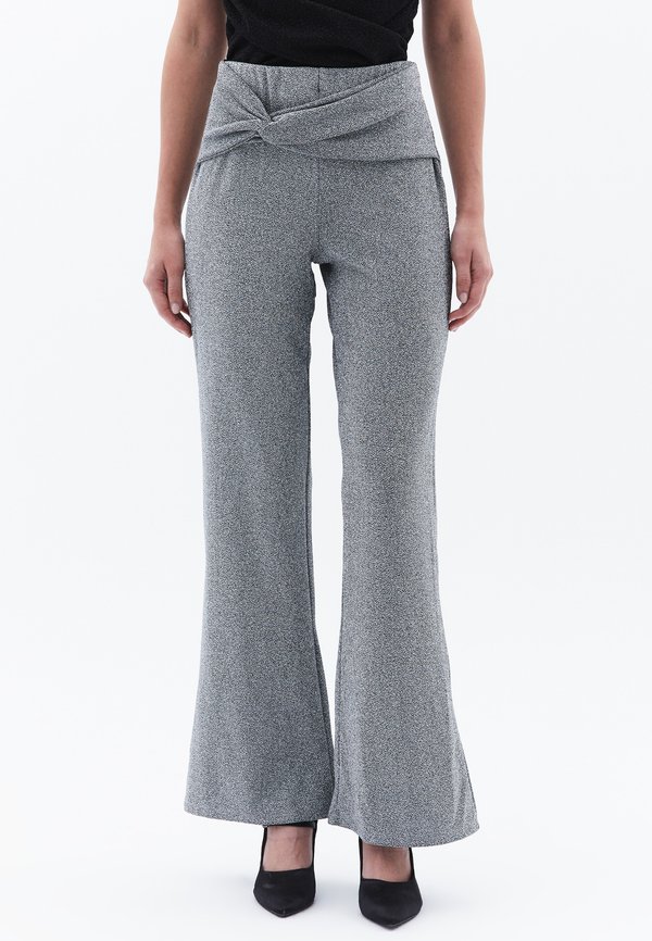 MIT SCHIMMERNDER OPTIK - Stoffhose - night owl