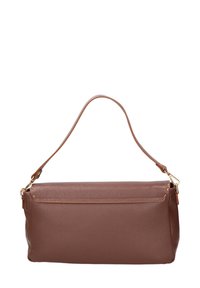 Borsa a mano in pelle marrone con finitura testurizzata, chiusura con zip superiore e una sola tracolla regolabile. Presenta dettagli in metallo color oro.