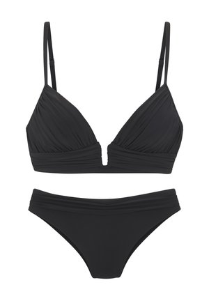 Zwarte tweedelige bikini met verstelbare bandjes en geplooide details op zowel de top als de broek, afgebeeld op een witte achtergrond.