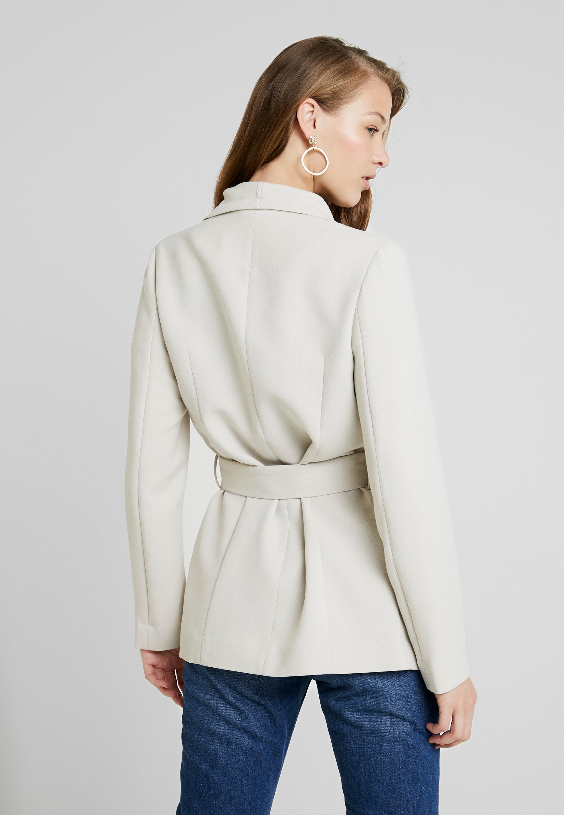 KIOMI Lett jakke off white Zalando.no KIOMI Lett jakke off white Zalando.no