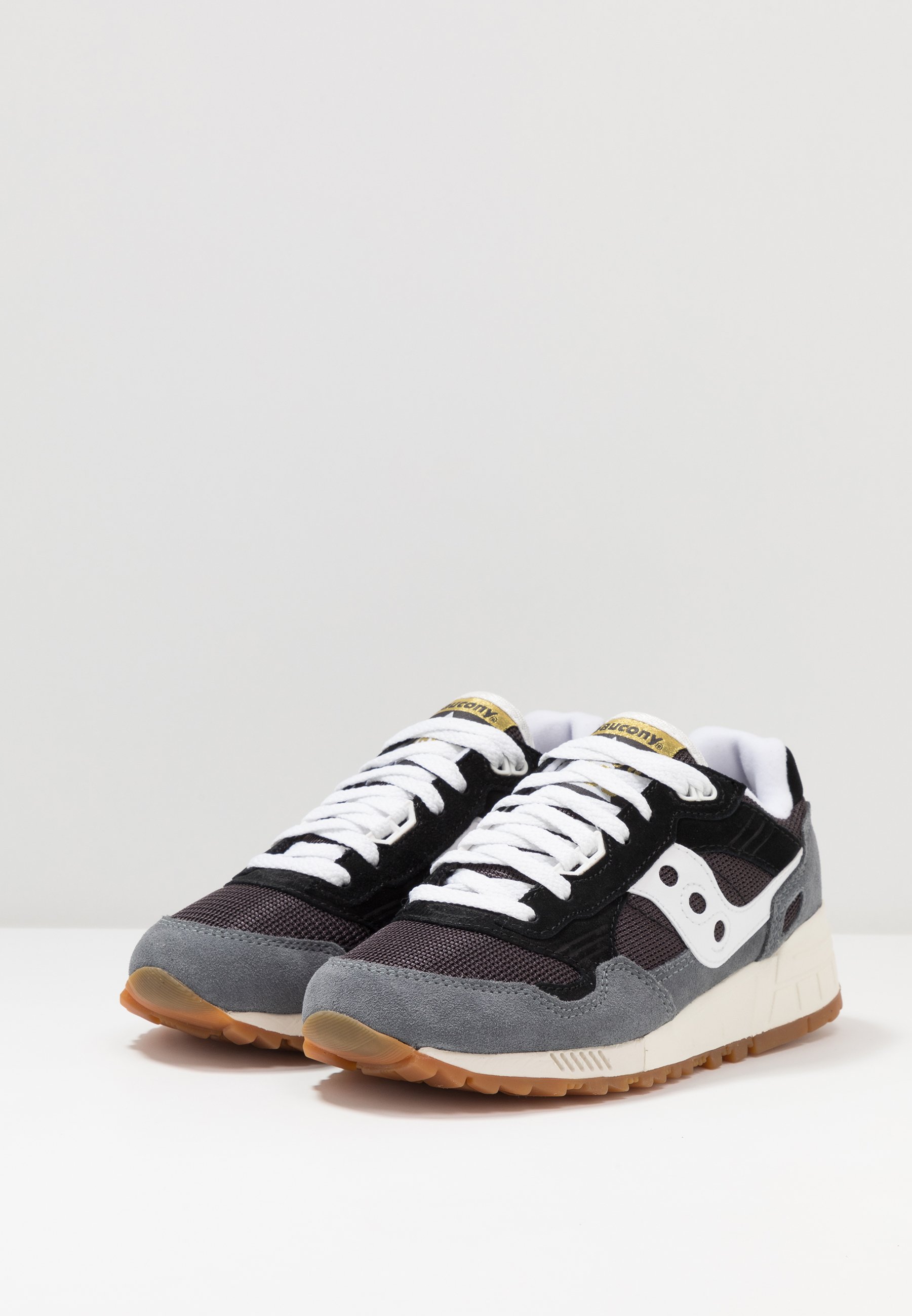 superstar metallic noir