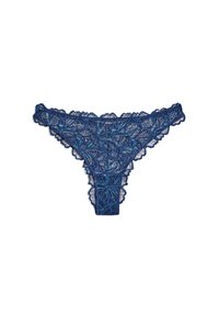 Tanga in pizzo blu scuro con motivo floreale, bordi ondulati e texture semitrasparente. Presenta dettagli intricati su tutta la superficie del tessuto.