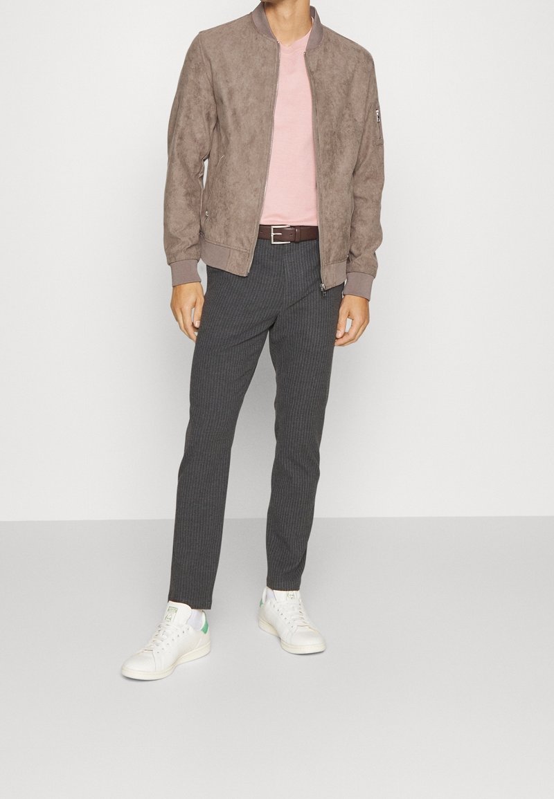 Selected Homme Pantalon classique grey/gris (Seconde main