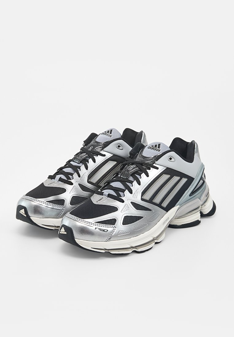 ADIZERO F50