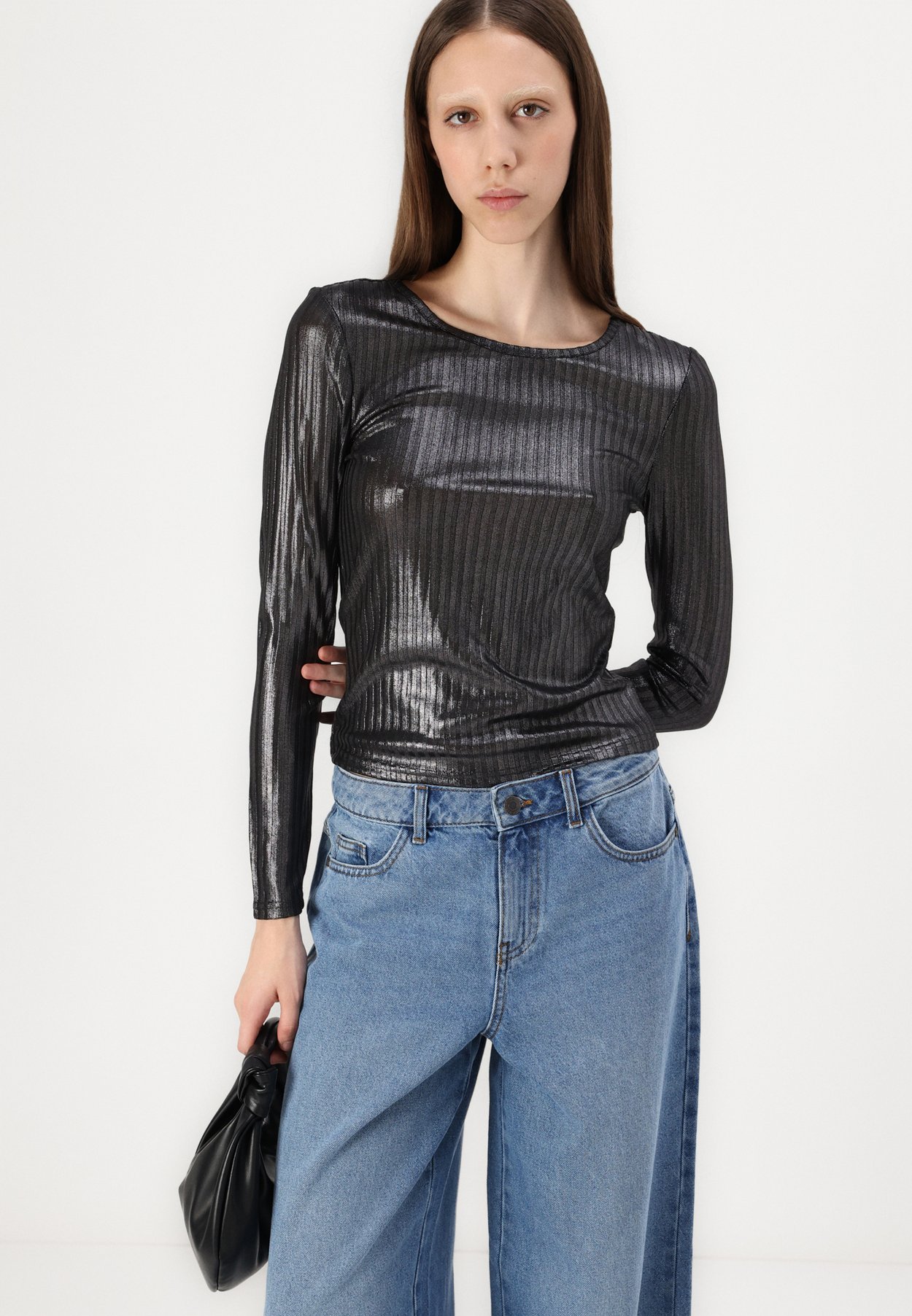 ONLSHINE O NECK