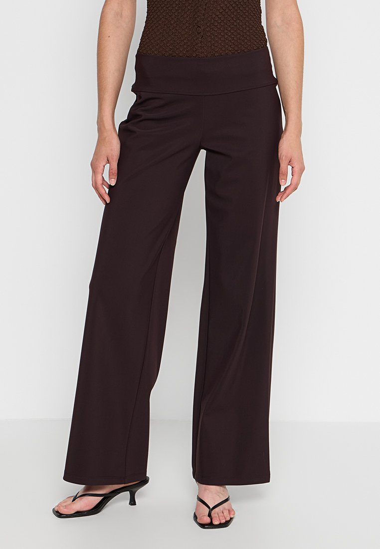 Sarah Pacini Broek paars