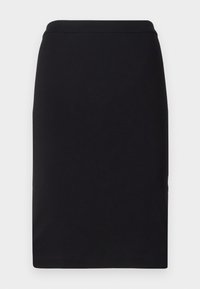 Jupe crayon noire longueur genou en tissu extensible, présentant une texture lisse et une silhouette ajustée, avec une ceinture simple.