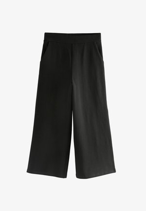 Zwarte wijde broek met een gladde textuur, voorzien van een hoge tailleband en zijzakken, ontworpen voor comfort en bewegingsvrijheid.