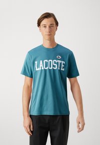 Lacoste FRENCH ICONICS - Marškinėliai su spaudiniu - hydro