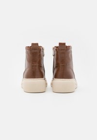 Marco Tozzi High-top trainers - cognac
