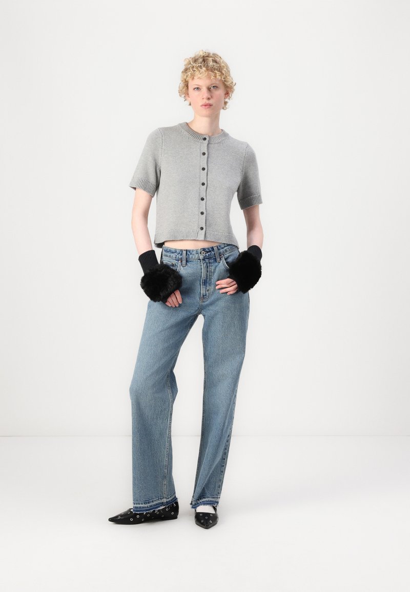 Abercrombie Fitch Curve Love High Rise 90s Relaxed Jean