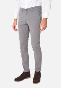 Ciabalù Chino - grigio