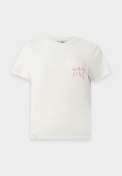 Άσπρο κοντομάνικο T-shirt με στρογγυλή λαιμόκοψη και ροζ κείμενο "ANINE BING" στην αριστερή πλευρά του στήθους.