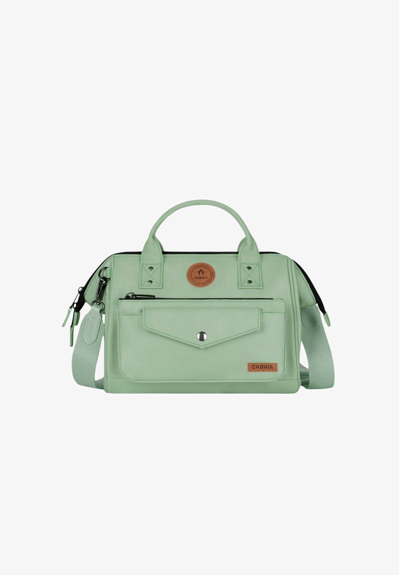Mintgrüne Tasche aus strapazierfähigem Material, mit doppelten Griffen, einer Fronttasche mit Druckknopfverschluss und einem verstellbaren Schultergurt.