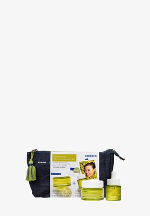 SANTORINI GRAPE SKIN-PERFECTING EXPERT DUO - Skincare set - -