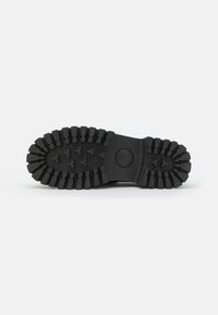 Jeffrey Campbell Polobotky - black