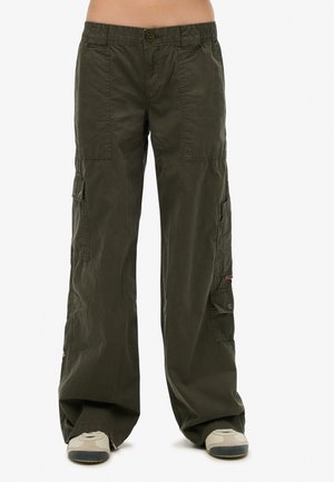Superdry & Co EMBROIDERED - Cargobroek - surplus goods olive green